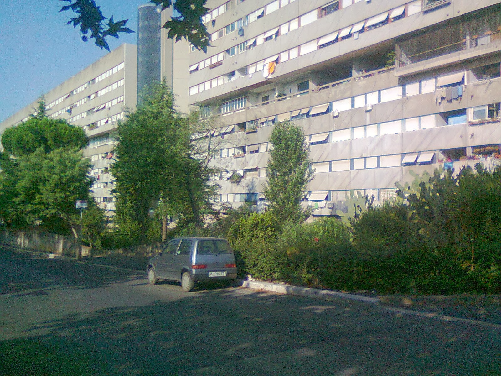In bici per Roma Riqualificare Corviale, il palazzo lungo un chilometro.