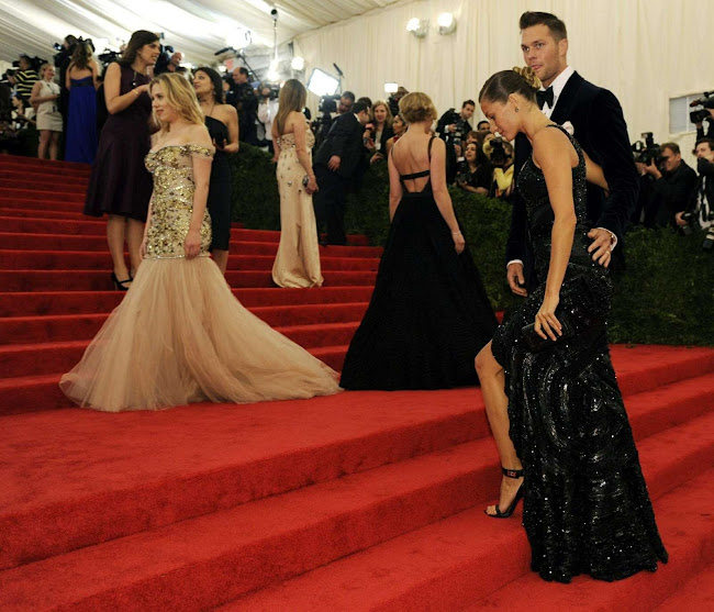 Scarlett Johansson walking the red carpet at  2012 Costume Institute Gala Met Ball in NY