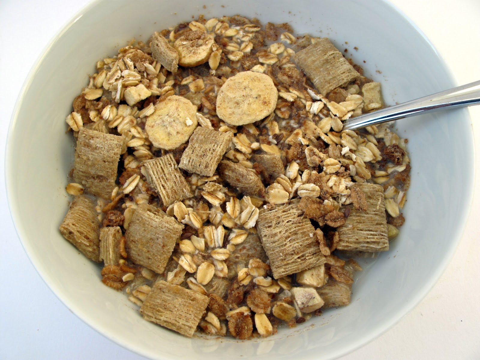 The Laziest Vegans in the World Engine 2 Rip's Big Bowl Banana Walnut