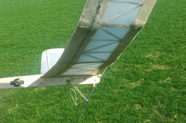 Discus+Launch+Free+Flight+Glider ... Free Pictures, Images and Photos Free Flight Discus Launch Glider
