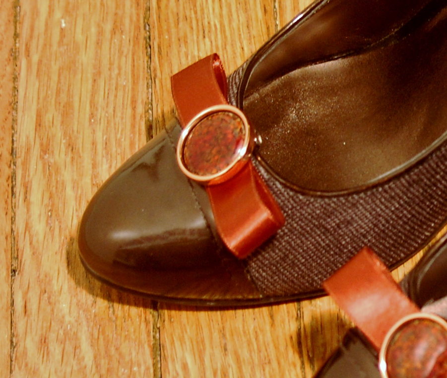 Vintage in a Modern World DIY Shoe Clips
