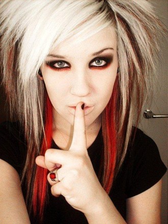 emo hairstyles for girls with medium hair. emo hairstyles for girls with