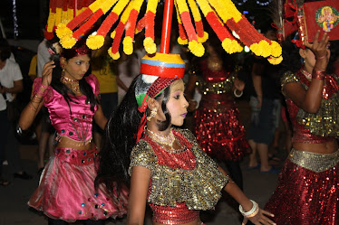 The Sri Lankan dancers performing