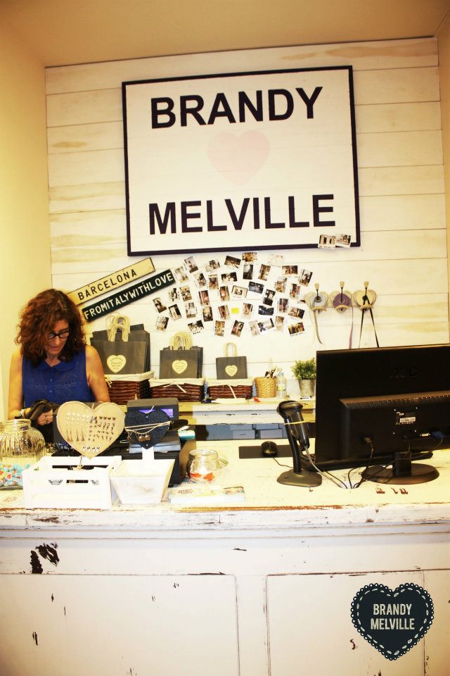 BRANDY MELVILLE BCN Brandy Melville BCN