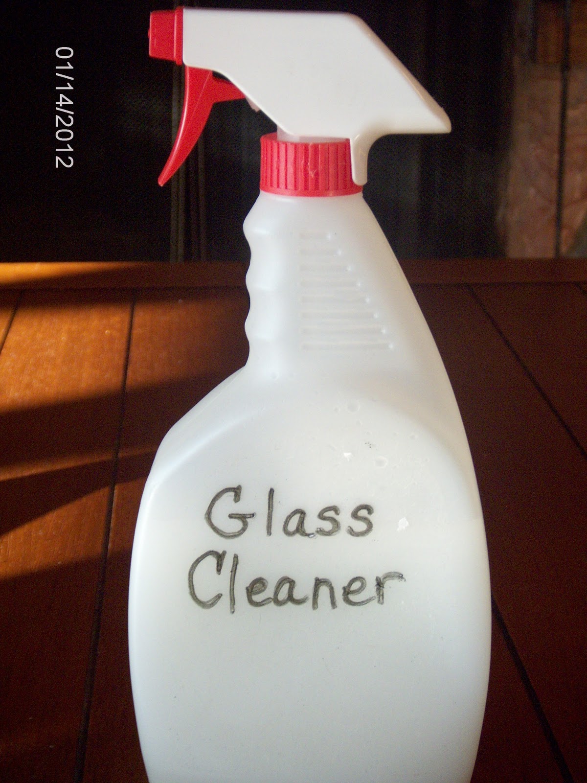 The Domestic Mommy Homemade Glass Cleaner!!!!