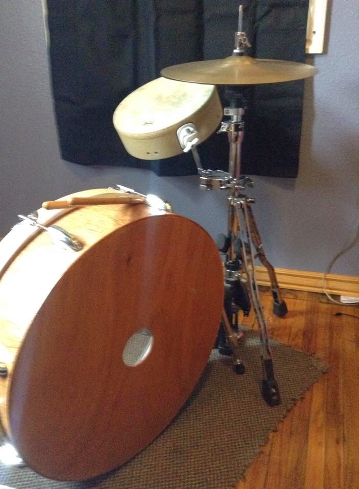 Crazy Drum Kits Crazy Solid Reso Head Bass Bikini Drum Kit!