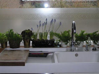 Step By Step Instructions to Grow Your Own Indoor Garden | Organic