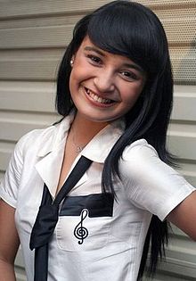 Shireen Sungkar 17