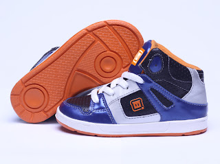 Sepatu Anak Sepatu Anak