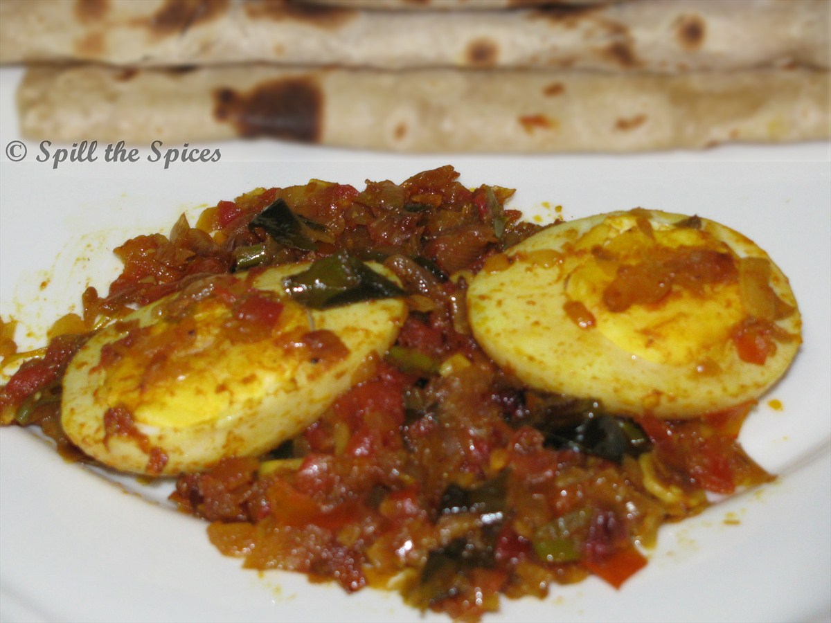 Nadan Mutta Roast | Kerala Style Egg Roast | Spill the Spices