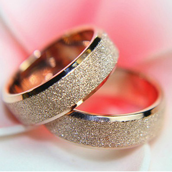 wedding rings through different stages in history have been worn on different fingers including the thumb and on both the left and right hands - The Wedding Ring wedding rings through different stages in history have been worn on different fingers including the thumb and on both the left and right hands - The Wedding Ring