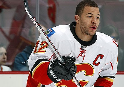 iginla jarome rookie points 1000 flames calgary wax stain reaches porn past
