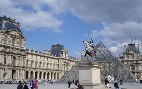 paris le louvre