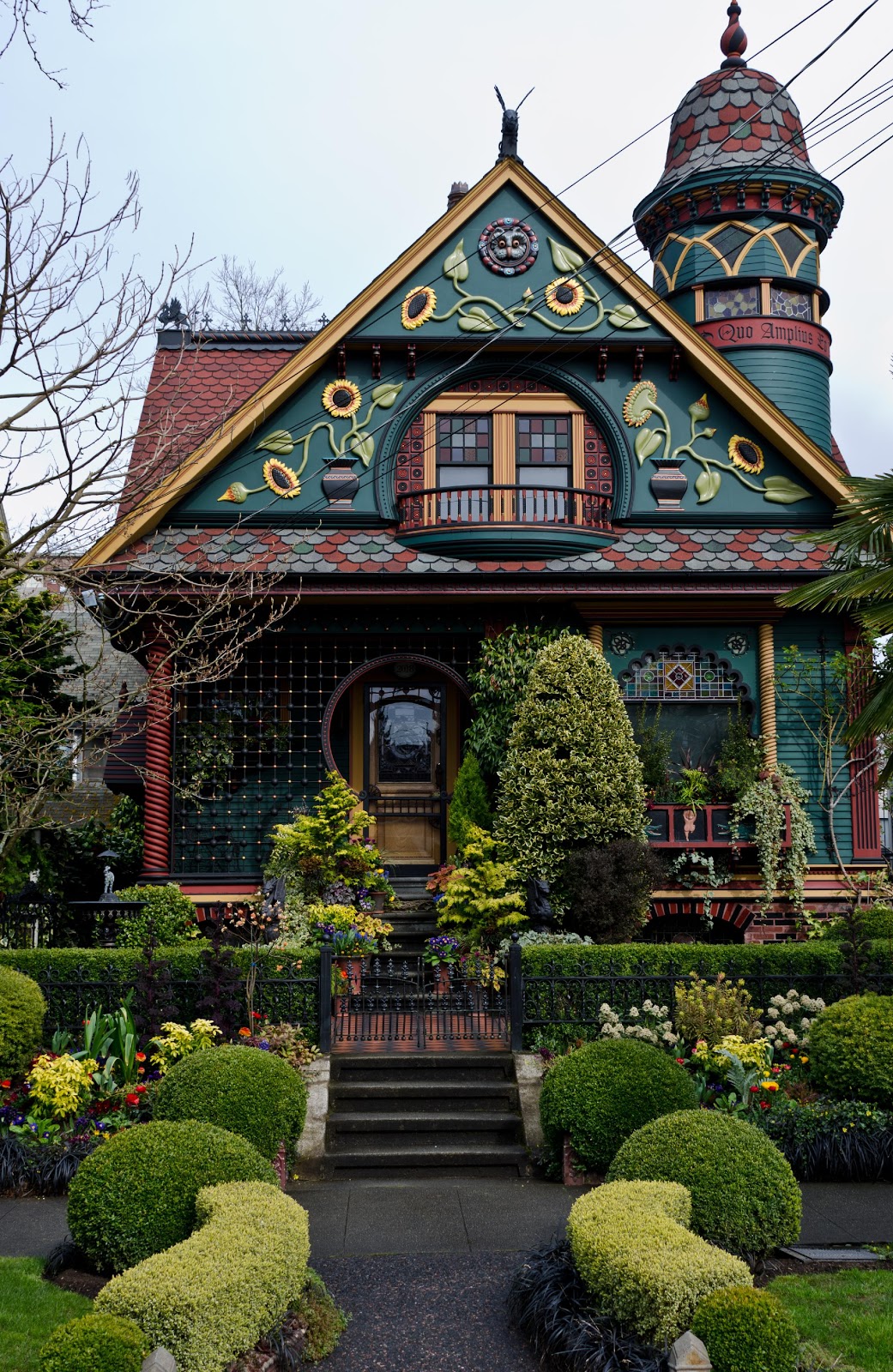 Pelalusa The "Oz House" in Seattle's Queen Anne Neighborhood