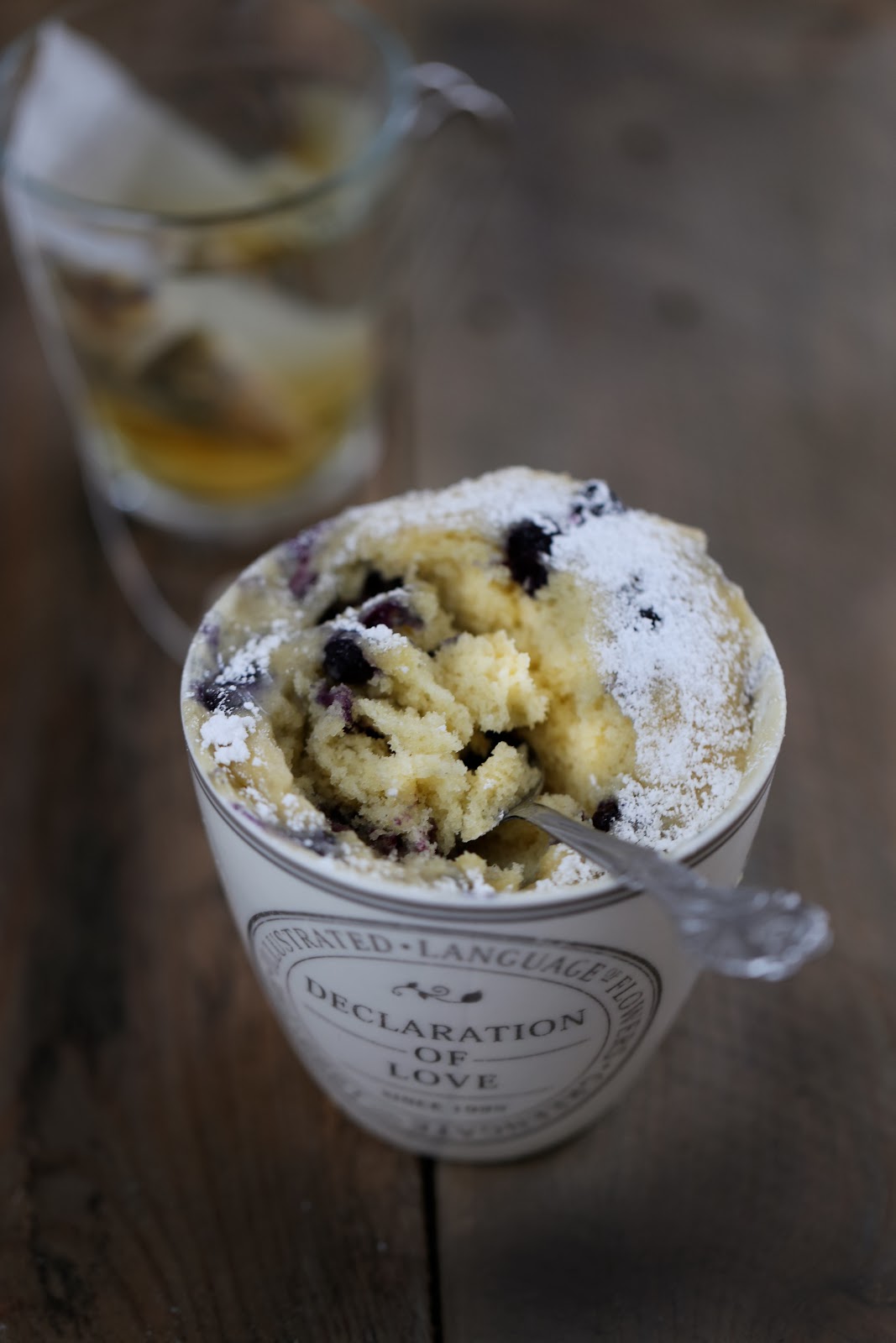 Mug cake yaourt aux myrtilles On dine chez Nanou