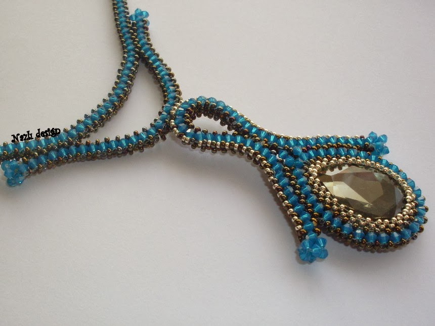 Tulips Necklace