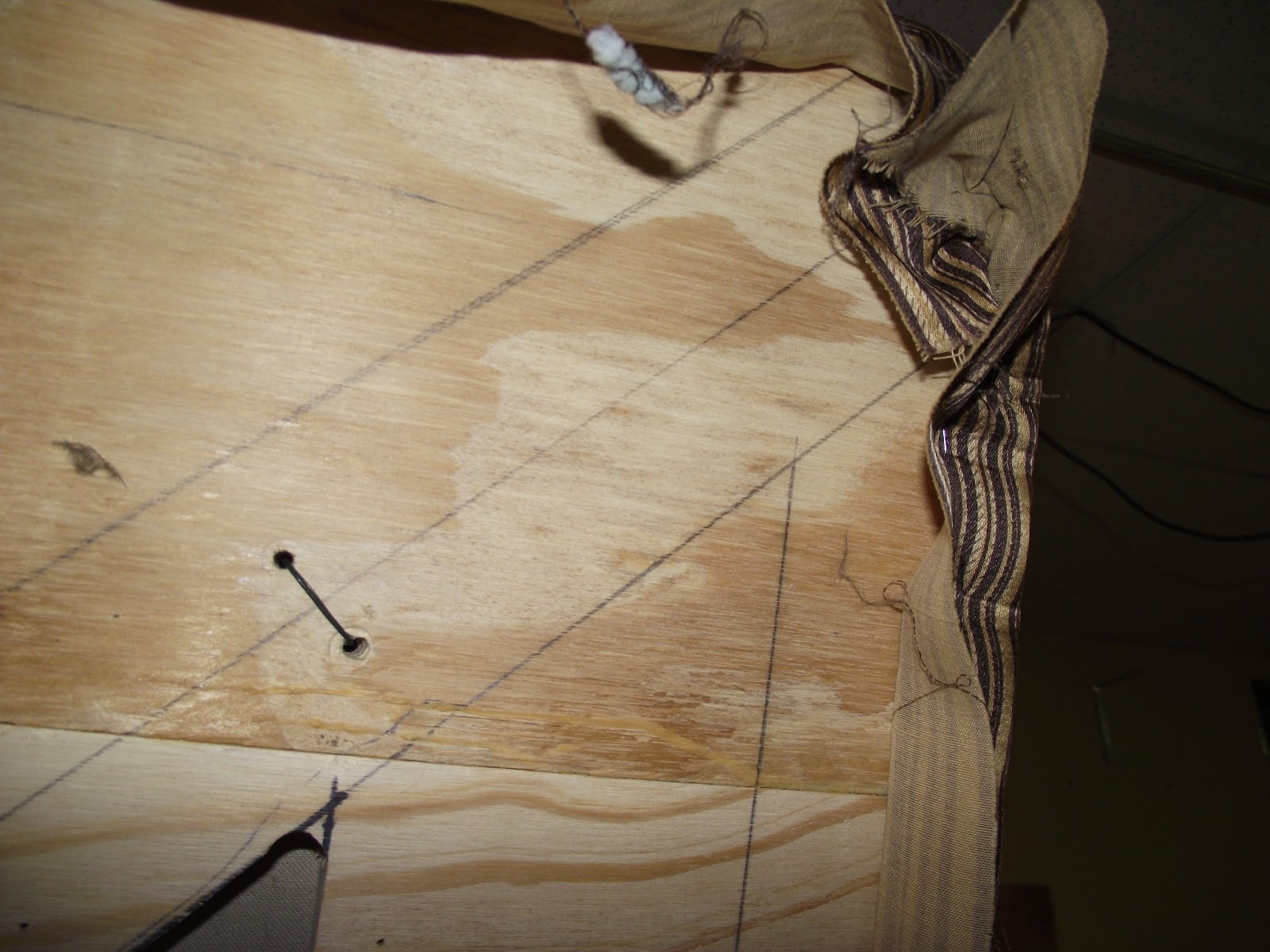 Gantt's Decorating How to make a Padded Wall Hanging