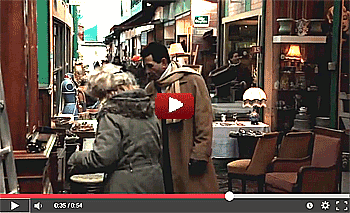 Le marché aux Puces de Saint-Ouen - Paris.