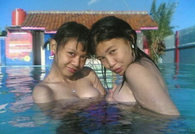 Foto Siswi SMP Bali Bugil Di Kolam Renang | Memek Tempik