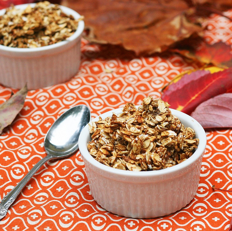 Mix it Up Molasses Granola