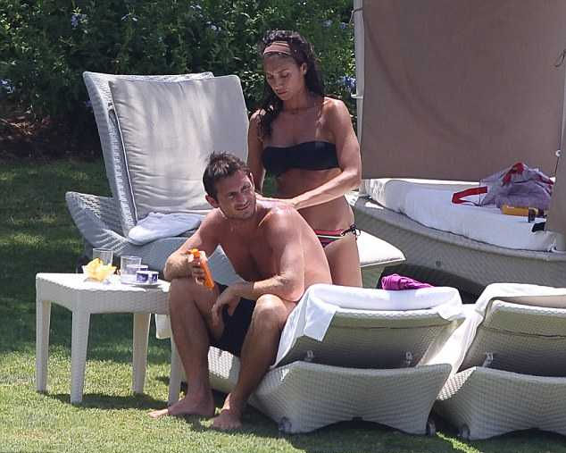 Bikini babe Christine Bleakley relax with Frank Lampard on a luxury break 