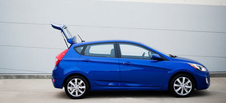 Hyundai Canada Releases 2012 Hyundai Accent Prices - GOOD