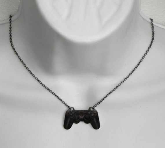Girl Gamer Necklaces DESIGN FETISH