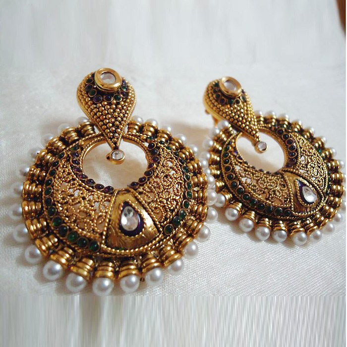 Elegance of living: Indian Earrings Designs