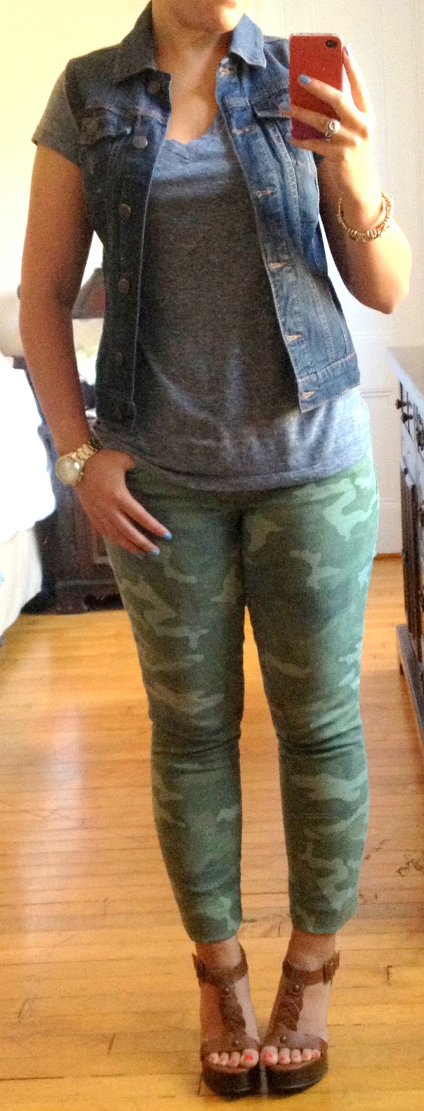  Pretty Little Things camo casual.