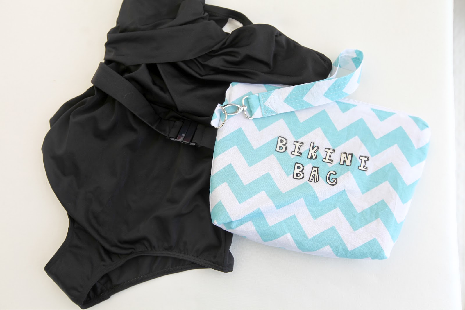 Oh. THAT Annelie... DIY Project Waterproof Bikini Bag Tutorial
