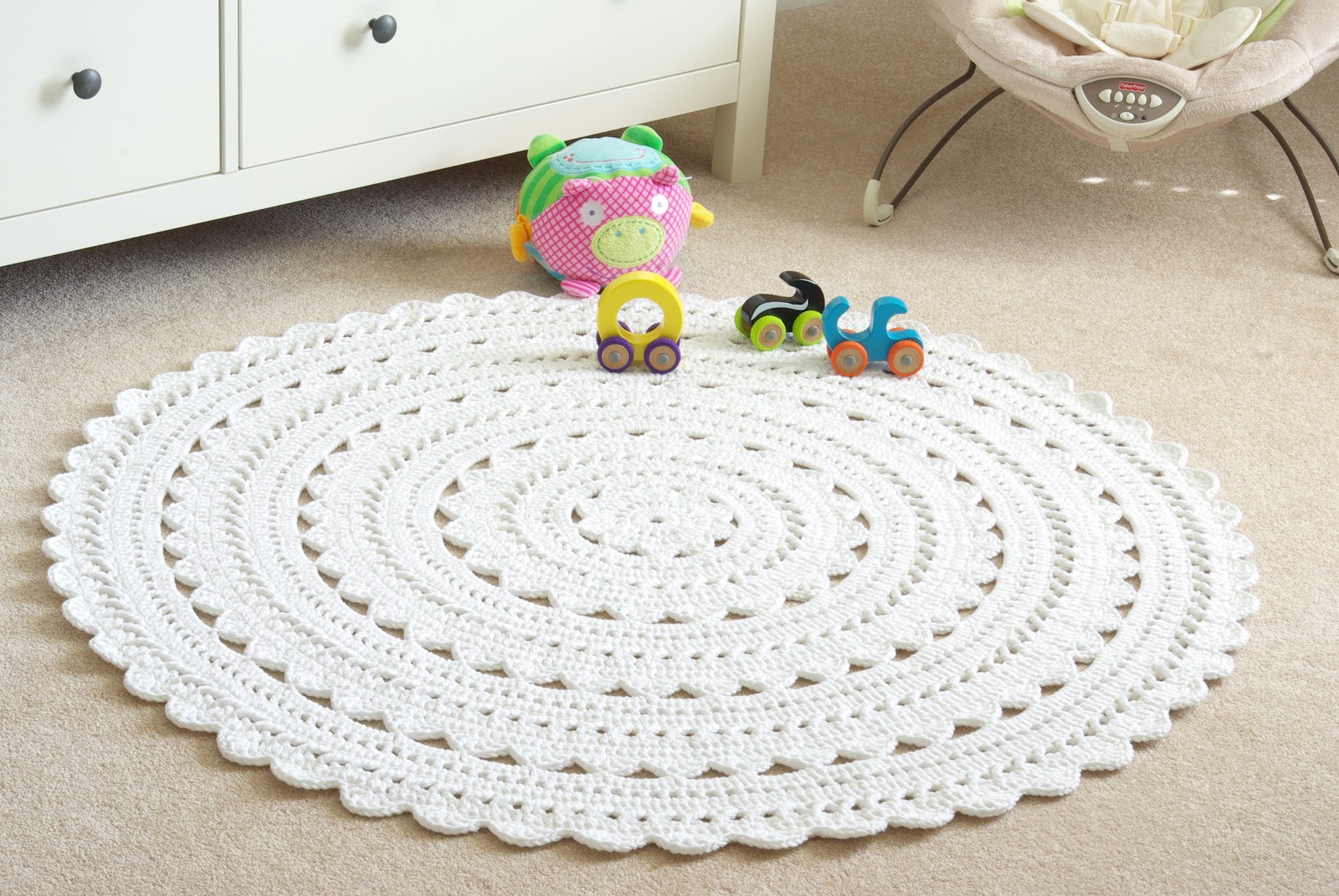 ...Handy Crafter... Neutral Nursery with White Doily Rug