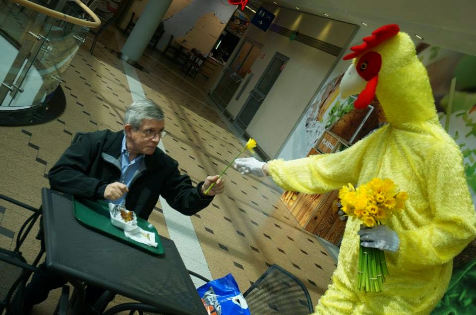 Skaczący Kurczak w Galerii Pestka (kwiecień 2014)