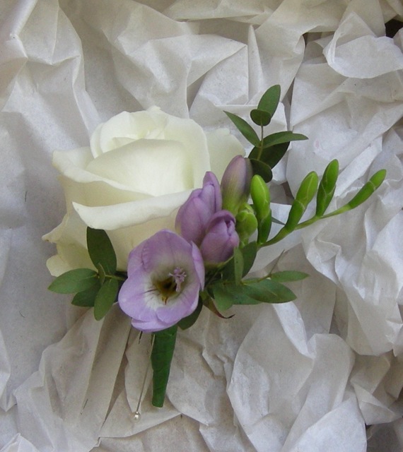 Rachel's Purple and lilac Wedding Flowers The Domus Beaulieu