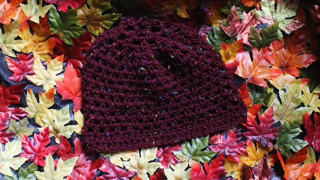 DIY: How To Crochet A Fall Simple and Easy Hat.
