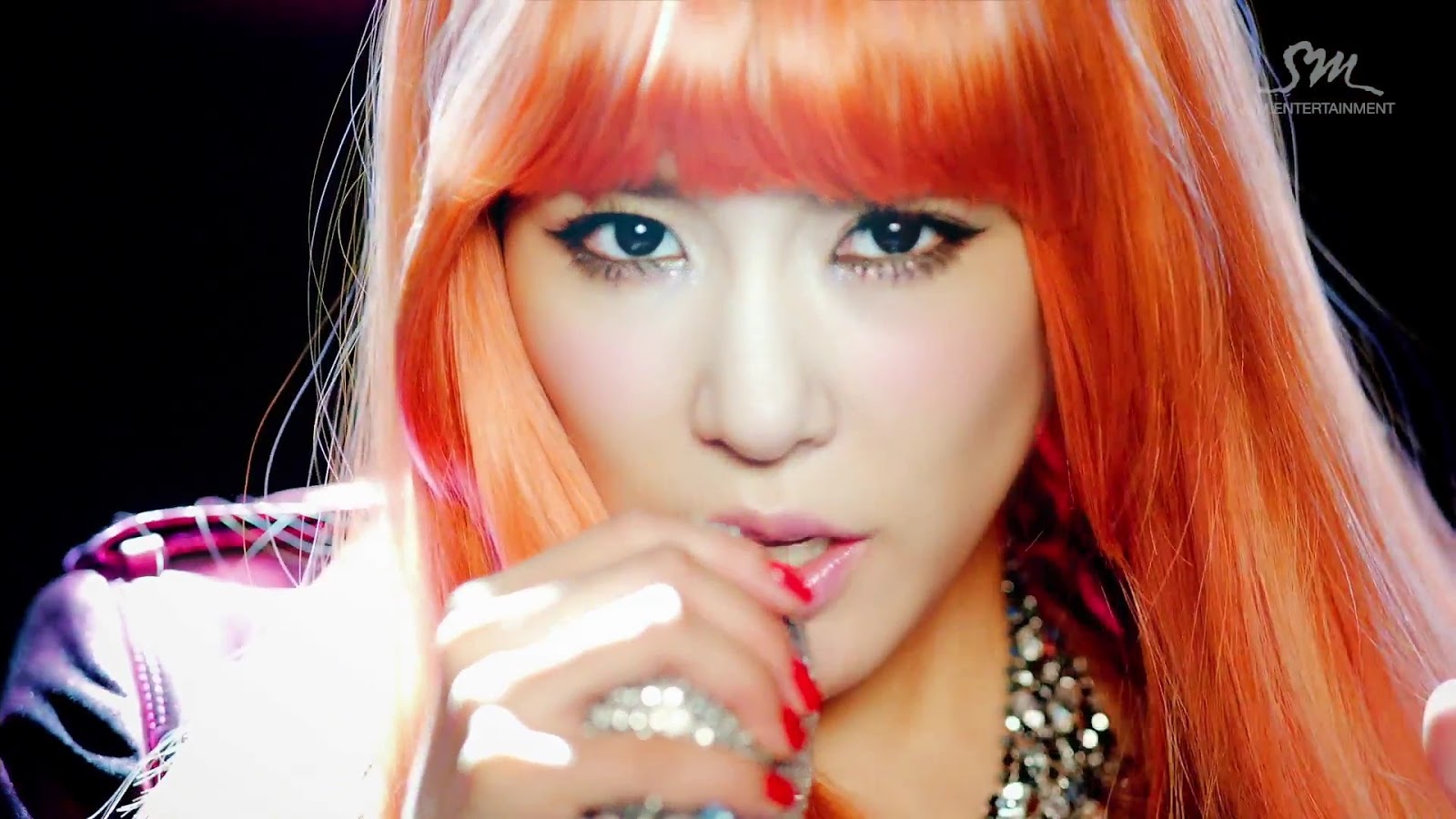 http://2.bp.blogspot.com/-kL0LcVjeBhA/UOqVZSt0dUI/AAAAAAAAW60/uYEMSt2jSuc/s1600/SNSD+Tiffany+I+Got+A+Boy+Wallpaper+HD+2.jpg