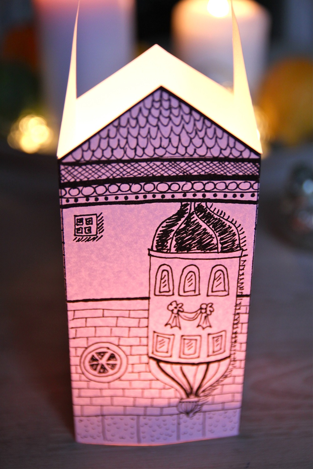 Rebeccas DIY Papperspalats * Paper Palace