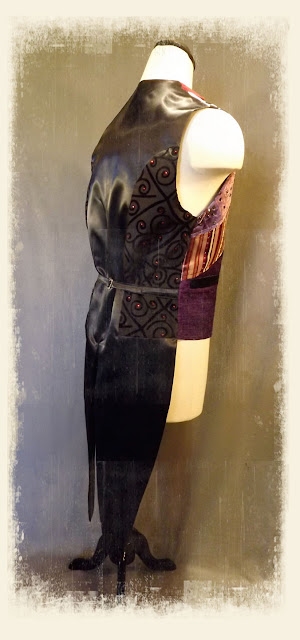 commission4.jpg?width=299