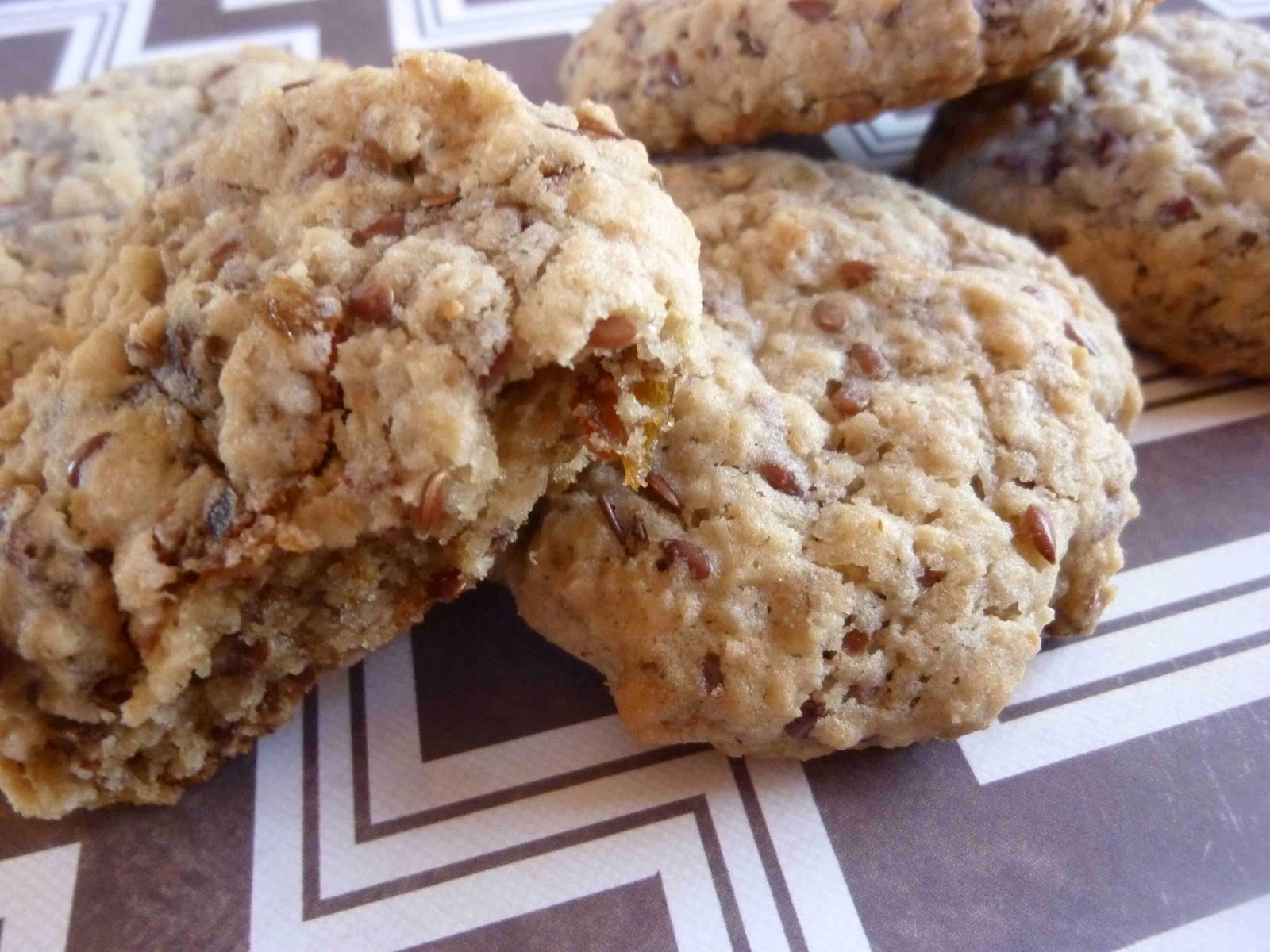 Diary of a Mad Hausfrau Flax Seed Date Oatmeal Cookies