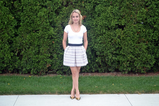 zara, skirt, tribal print, leather accent, leather waist band, gold capped shoes, red shoes, black shoes, black, red, gold, cap, pumps, heels, H&M, hm, style, blogger, canada