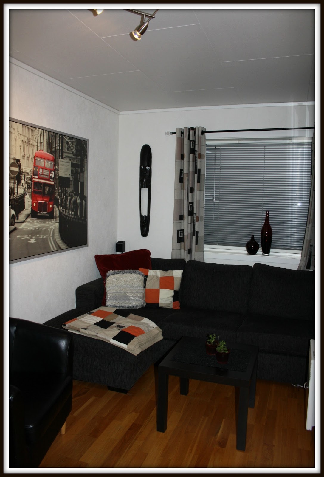 Brunt soverom: forhandlerliste ? rom. fornebu stor, ny og moderne ...