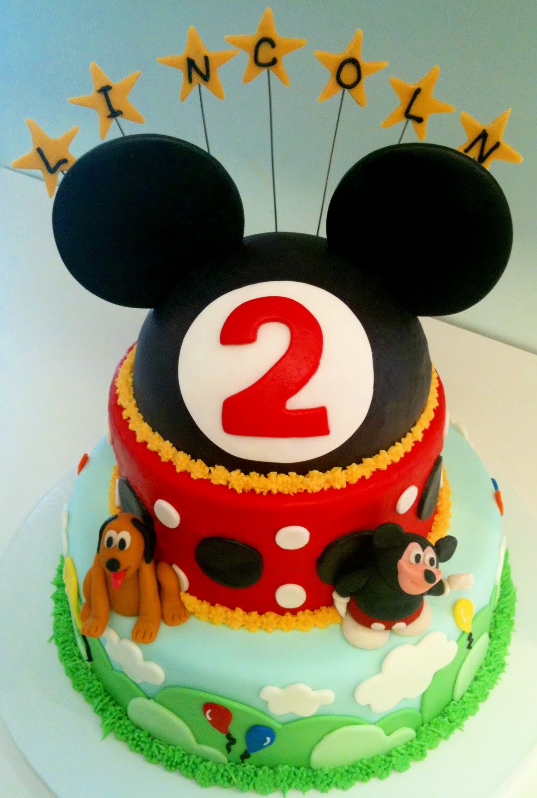 MegMade Cakes: Lincoln s Mickey Mouse cake