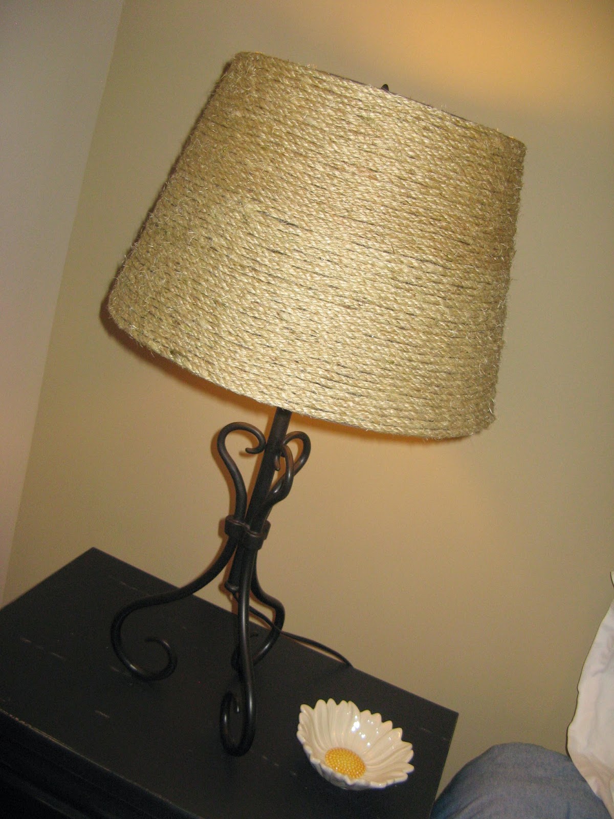 Susan Snyder DIY ROPE LAMPSHADE