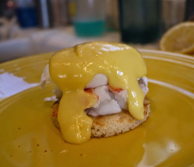 Sapere Aude, Incipe! Lobster Eggs Benedict