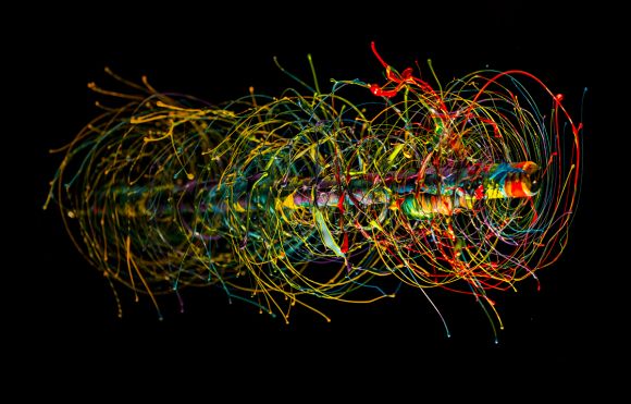 Fabian Oefner fotografia alta velocidade cores vibrantes ciência tinta furadeira