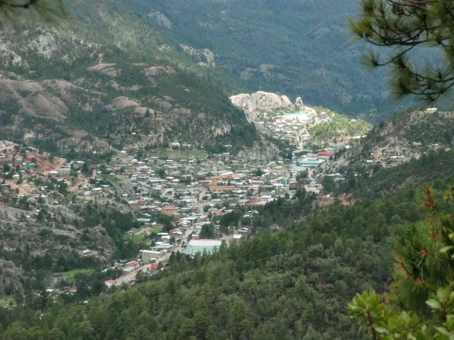 Estado de Chihuahua. Monografia Estatal GUADALUPE Y CALVO