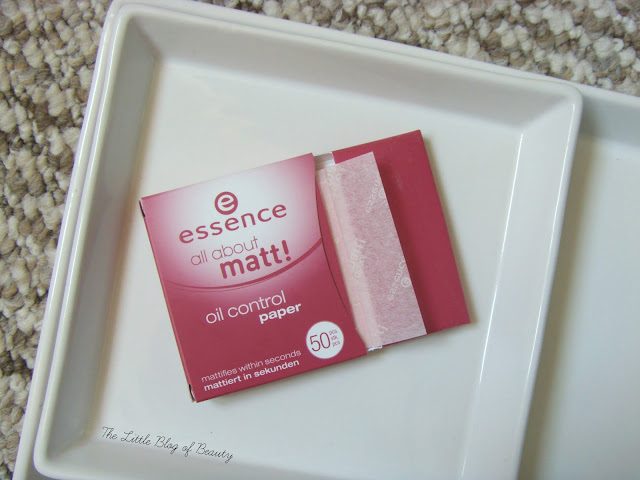 essence All about matte! Oil control paper