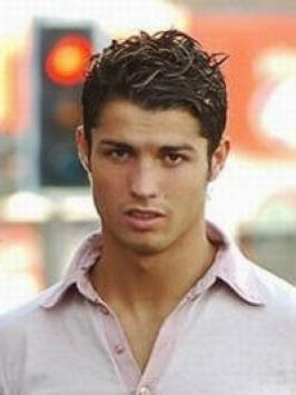 Ronaldo Hair 2012 on Cristiano Ronaldo  Cristiano Ronaldo Hairstyle 2012