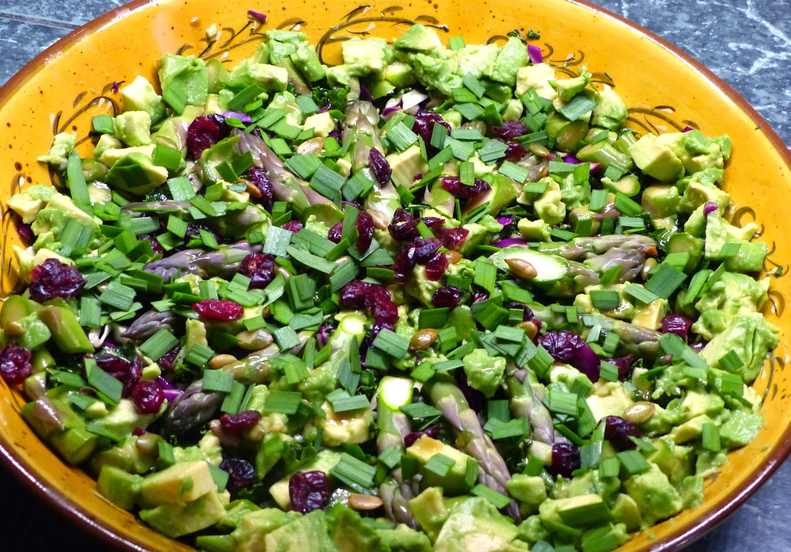 ORDINARY LIFE Spring Salad Asparagus, Avocado, Kale and Cabbage