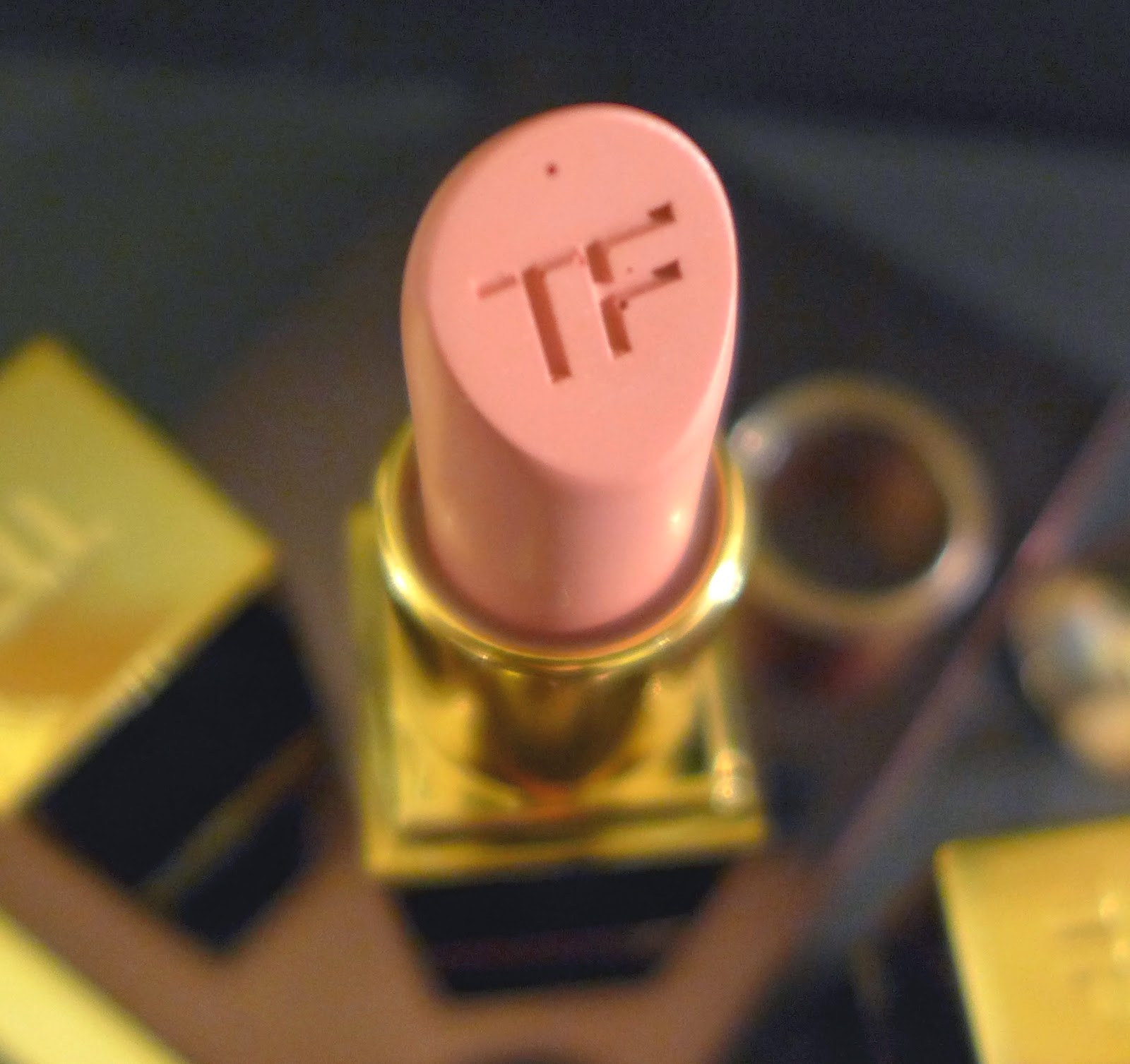 Lashesandblushes by Alessia Tom Ford Lipstick Spanish Pink A short