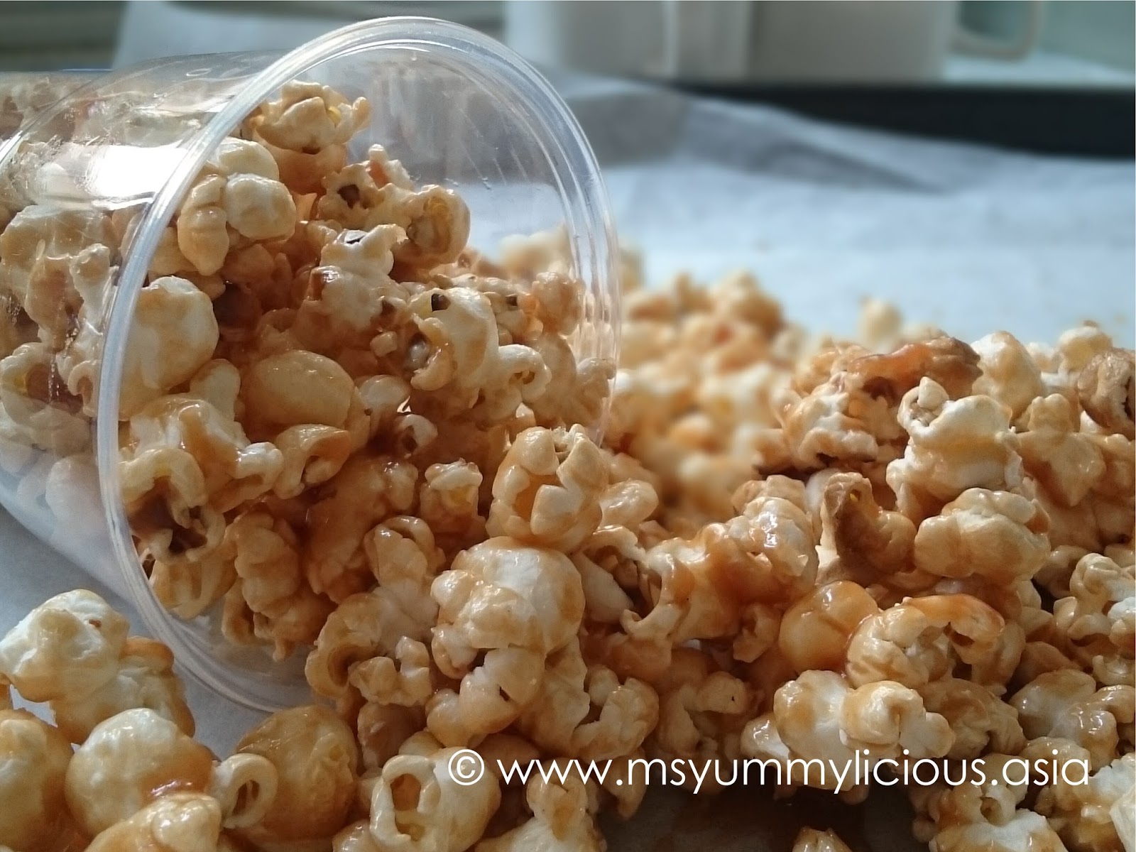 Crunchy Caramel Popcorn Yummylicious + Babylicious